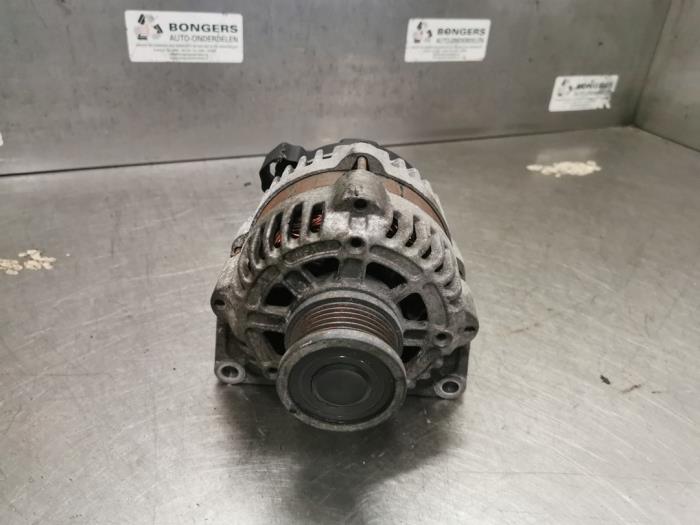 Gebruikte Dynamo Opel Insignia 1.8 16V Ecotec Prijs op aanvraag aangeboden door Bongers Auto-Onderdelen Zeeland