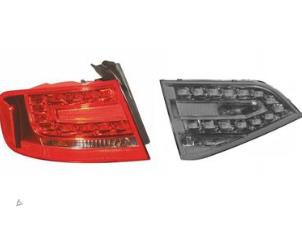Nieuwe Achterlichtglas links Audi A4 Prijs op aanvraag aangeboden door Bongers Auto-Onderdelen Zeeland