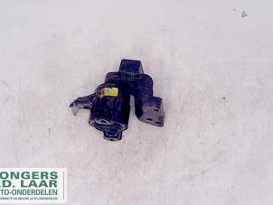 Gebruikte Motorsteun Kia Picanto (TA) 1.0 12V Prijs op aanvraag aangeboden door Bongers Auto-Onderdelen Zeeland