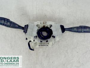 Gebruikte Licht + Raw Schakelaar Smart Forfour (454) 1.3 16V Prijs op aanvraag aangeboden door Bongers Auto-Onderdelen Zeeland