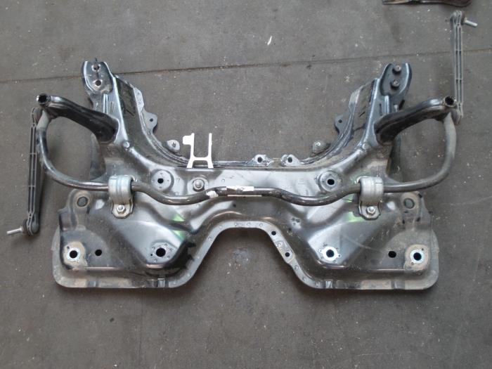 Gebruikte Subframe Fiat 500X (334) 1.3 D 16V Multijet Prijs op aanvraag aangeboden door Bongers Auto-Onderdelen Zeeland