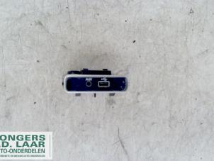 Gebruikte Radio module Fiat 500X (334) 1.3 D 16V Multijet Prijs op aanvraag aangeboden door Bongers Auto-Onderdelen Zeeland