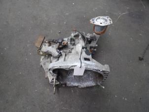 Gebruikte Versnellingsbak Alfa Romeo 156 (932) 1.6 Twin Spark 16V Prijs op aanvraag aangeboden door Bongers Auto-Onderdelen Zeeland