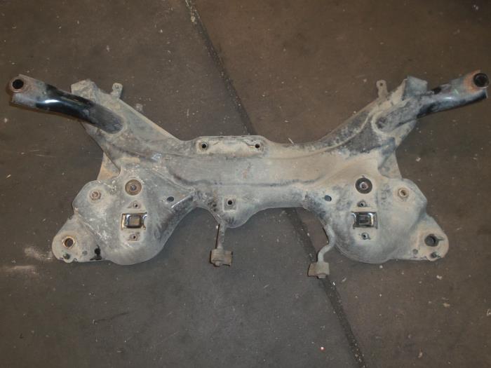 Gebruikte Subframe Suzuki Swift Prijs op aanvraag aangeboden door Bongers Auto-Onderdelen Zeeland