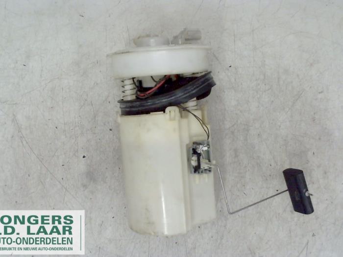 Gebruikte Tank element Pomp Chrysler PT Cruiser 2.0 16V Prijs op aanvraag aangeboden door Bongers Auto-Onderdelen Zeeland