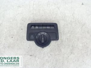Gebruikte Licht Schakelaar Mercedes Vito Tourer (447.7) 2.2 116 CDI 16V Prijs op aanvraag aangeboden door Bongers Auto-Onderdelen Zeeland