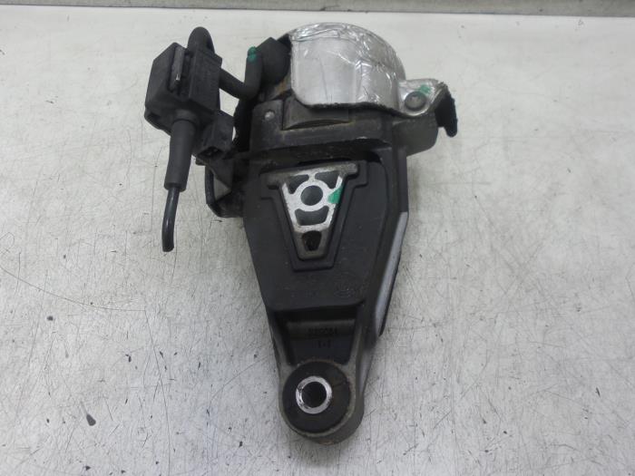 Gebruikte Motorsteun Citroen C5 III Berline (RD) 2.2 HDiF 16V 173 DPFS Prijs op aanvraag aangeboden door Bongers Auto-Onderdelen Zeeland