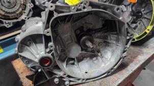 Gebruikte Versnellingsbak Peugeot 308 SW (L4/L9/LC/LJ/LR) 1.2 12V e-THP PureTech 130 Prijs € 367,50 Margeregeling aangeboden door Autodemontagebedrijf van Boxtel