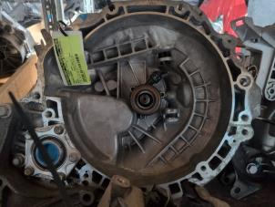 Gebruikte Versnellingsbak Opel Mokka/Mokka X 1.6 16V EcoFlex 4x2 Prijs € 420,00 Margeregeling aangeboden door Autodemontagebedrijf van Boxtel