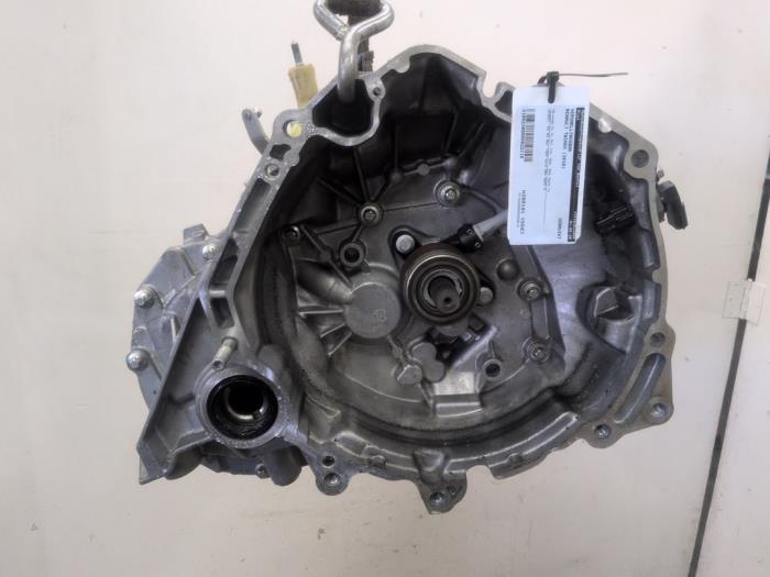 Gebruikte Versnellingsbak Renault Twingo III (AH) 1.0 SCe 70 12V Prijs € 381,15 Inclusief btw aangeboden door Autodemontagebedrijf van Boxtel