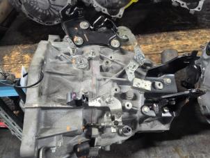 Gebruikte Versnellingsbak Toyota Yaris III (P13) 1.5 16V Dual VVT-iE Prijs € 315,00 Margeregeling aangeboden door Autodemontagebedrijf van Boxtel