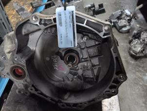 Gebruikte Versnellingsbak Opel Mokka/Mokka X 1.7 CDTI 16V 4x2 Prijs € 525,00 Margeregeling aangeboden door Autodemontagebedrijf van Boxtel