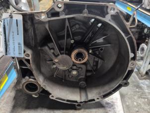 Gebruikte Versnellingsbak Ford Fiesta 6 (JA8) 1.0 SCI 12V 80 Prijs € 525,00 Margeregeling aangeboden door Autodemontagebedrijf van Boxtel