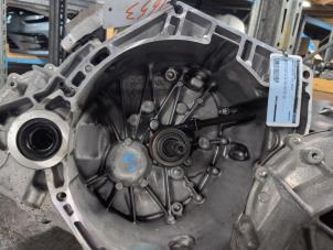 Gebruikte Versnellingsbak Dacia Duster (SR) 1.2 TCE 16V 4x4 Prijs € 787,50 Margeregeling aangeboden door Autodemontagebedrijf van Boxtel