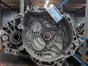 Gebruikte Versnellingsbak Opel Astra K Sports Tourer 1.6 CDTI 110 16V Prijs € 420,00 Margeregeling aangeboden door Autodemontagebedrijf van Boxtel