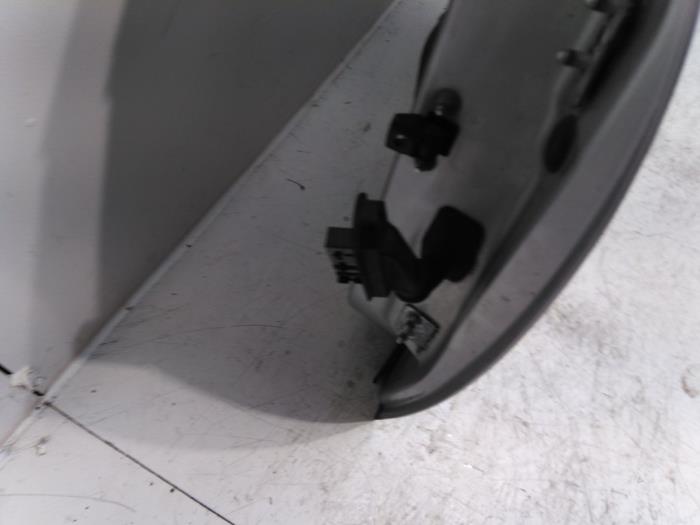 Portier 4Deurs links-voor van een MINI Countryman (R60) 1.6 16V Cooper S 2011