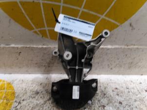 Gebruikte Motorrubber Dacia Jogger 1.0 TCe 110 12V Prijs € 63,53 Inclusief btw aangeboden door Autodemontagebedrijf van Boxtel