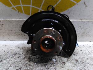 Gebruikte Asschenkel rechts-voor Dacia Duster (SR) 1.3 TCE 150 16V Prijs € 95,29 Inclusief btw aangeboden door Autodemontagebedrijf van Boxtel