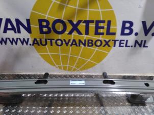 Gebruikte Bumperframe achter Dacia Lodgy (JS) 1.5 dCi FAP Prijs € 95,29 Inclusief btw aangeboden door Autodemontagebedrijf van Boxtel