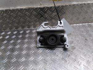 Gebruikte Motorsteun Dacia Duster (SR) 1.0 TCE 100 Bi-Fuel, Eco-G 12V Prijs € 31,76 Inclusief btw aangeboden door Autodemontagebedrijf van Boxtel