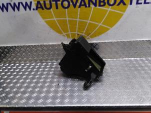 Gebruikte Luchtfilterhuis Renault Kadjar (RFEH) 1.2 Energy TCE 130 Prijs € 64,80 Inclusief btw aangeboden door Autodemontagebedrijf van Boxtel