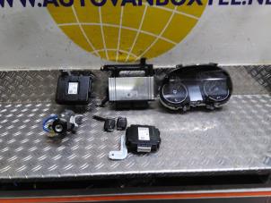 Gebruikte Kontaktslot + computer Kia Picanto (JA) 1.0 12V Prijs € 317,63 Inclusief btw aangeboden door Autodemontagebedrijf van Boxtel