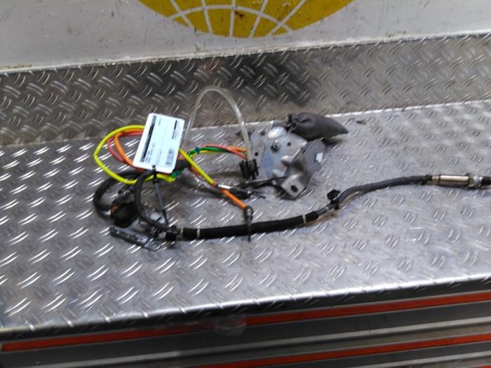 Gebruikte Lambda Sonde Renault Master III (EV/HV/UV/VA/VB/VD/VF/VG/VJ) 2.3 dCi 145 16V FWD Prijs op aanvraag aangeboden door Autodemontagebedrijf van Boxtel