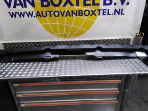 Gebruikte Bumperframe achter Renault Master IV (EV/HV/UV/VA/VB/VD/VF/VG/VJ) 2.3 dCi 145 16V FWD Prijs € 88,94 Inclusief btw aangeboden door Autodemontagebedrijf van Boxtel