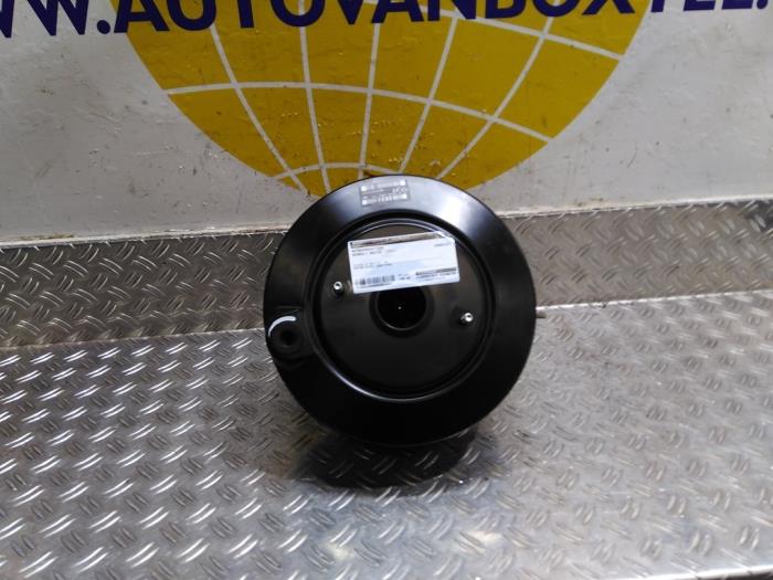 Gebruikte Rembekrachtiger Renault Master III (EV/HV/UV/VA/VB/VD/VF/VG/VJ) 2.3 dCi 145 16V FWD Prijs € 101,64 Inclusief btw aangeboden door Autodemontagebedrijf van Boxtel