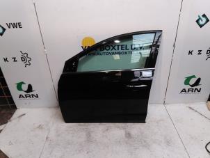 Gebruikte Portier 4Deurs links-voor Renault Megane IV Estate (RFBK) 1.3 TCE 160 16V Prijs € 508,20 Inclusief btw aangeboden door Autodemontagebedrijf van Boxtel