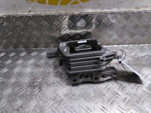 Gebruikte Motorrubber Mini Mini (F56) Cooper SE,Electric Prijs € 63,53 Inclusief btw aangeboden door Autodemontagebedrijf van Boxtel