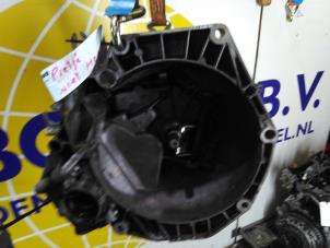 Gebruikte Versnellingsbak Fiat 500 (312) 1.3 MJTD 16V Prijs € 571,73 Inclusief btw aangeboden door Autodemontagebedrijf van Boxtel
