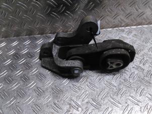 Gebruikte Motorrubber Ford Fiesta 7 1.1 Ti-VCT 12V 85 Prijs € 63,53 Inclusief btw aangeboden door Autodemontagebedrijf van Boxtel