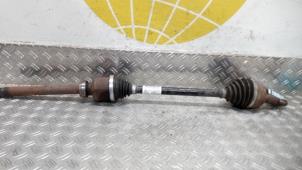 Gebruikte Aandrijfas rechts-voor Citroen C5 Aircross I (A4/AC/AJ/AR) 1.6 Turbo 180 16V Prijs € 157,50 Margeregeling aangeboden door Autodemontagebedrijf van Boxtel