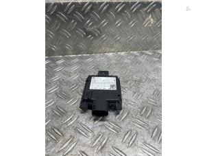 Gebruikte Radar sensor Skoda Superb Combi (3V5) 1.4 TSI iV 16V Prijs € 190,58 Inclusief btw aangeboden door Autodemontagebedrijf van Boxtel