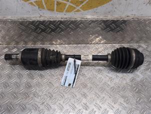 Gebruikte Aandrijfas links-voor BMW 2 serie Active Tourer (F45) 216d 1.5 TwinPower Turbo 12V Prijs € 210,00 Margeregeling aangeboden door Autodemontagebedrijf van Boxtel