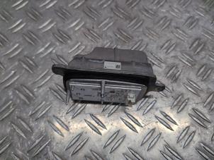 Gebruikte Module LED koplamp Renault Megane IV (RFBB) 1.2 Energy TCE 100 Prijs € 120,75 Margeregeling aangeboden door Autodemontagebedrijf van Boxtel