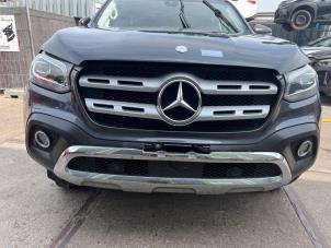 Gebruikte Voorkop compleet Mercedes X (470) 250d 16V 4-Matic Prijs € 5.775,00 Margeregeling aangeboden door Autodemontagebedrijf van Boxtel