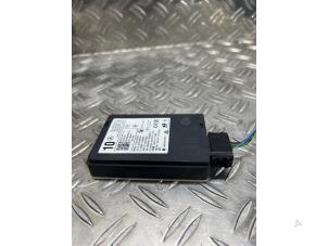 Gebruikte Dode hoek sensor Mercedes A (177.0) 1.3 A-200 Turbo 16V Prijs € 157,50 Margeregeling aangeboden door Autodemontagebedrijf van Boxtel