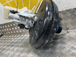 Gebruikte Rembooster Volkswagen Polo VI (AW1) 1.0 TSI 12V Prijs € 105,00 Margeregeling aangeboden door Autodemontagebedrijf van Boxtel