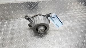 Gebruikte Motorrubber Mercedes C Estate (S206) C-200 1.5 EQ Boost Prijs € 42,00 Margeregeling aangeboden door Autodemontagebedrijf van Boxtel