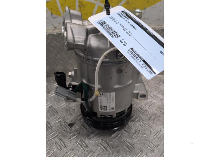 Gebruikte Aircopomp Renault Clio V (RJAB) 1.0 SCe 65 12V Prijs € 84,00 Margeregeling aangeboden door Autodemontagebedrijf van Boxtel