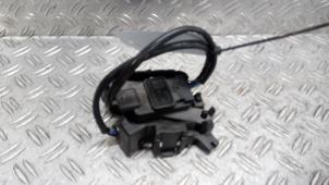 Gebruikte Lambda Sonde Mercedes V (447.8) 2.0 250d 16V 4-Matic Prijs € 157,50 Margeregeling aangeboden door Autodemontagebedrijf van Boxtel