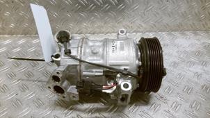 Gebruikte Aircopomp Renault Clio IV (5R) 1.6 Turbo 16V RS 220 EDC Trophy Prijs € 52,50 Margeregeling aangeboden door Autodemontagebedrijf van Boxtel