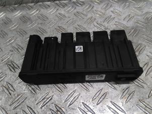 Gebruikte Module (diversen) BMW 3 serie (F30) 330e Prijs € 42,00 Margeregeling aangeboden door Autodemontagebedrijf van Boxtel