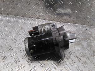 Gebruikte Startmotor Renault Clio IV Estate/Grandtour (7R) 1.2 TCE 16V EDC Prijs € 26,25 Margeregeling aangeboden door Autodemontagebedrijf van Boxtel