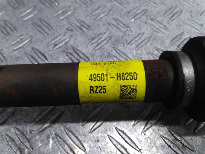 Aandrijfas rechts-voor van een Kia Stonic (YB) 1.0i T-GDi 12V Eco-Dynamics+ 2022