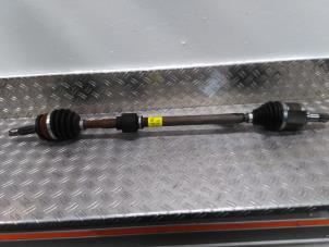 Gebruikte Steekas rechts-voor Kia Stonic (YB) 1.0i T-GDi 12V Eco-Dynamics+ Prijs € 210,00 Margeregeling aangeboden door Autodemontagebedrijf van Boxtel