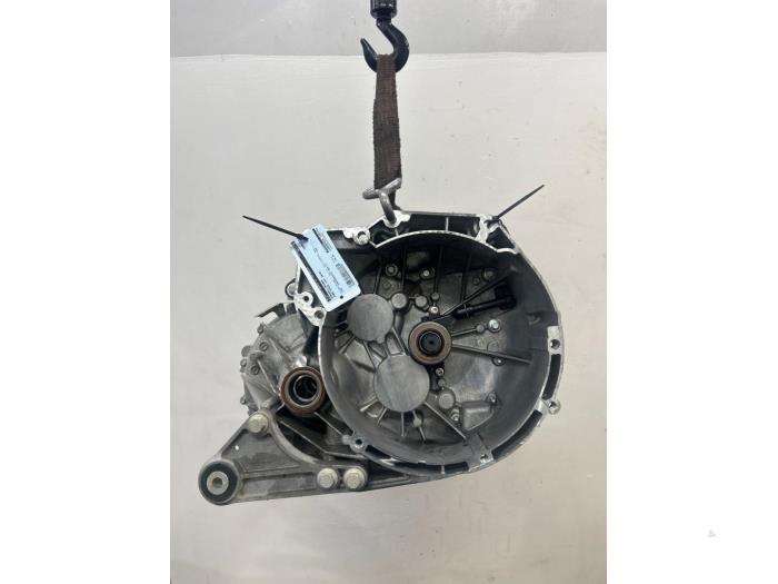 Gebruikte Versnellingsbak Ford Focus 4 Wagon 1.5 EcoBlue 120 Prijs € 682,50 Margeregeling aangeboden door Autodemontagebedrijf van Boxtel