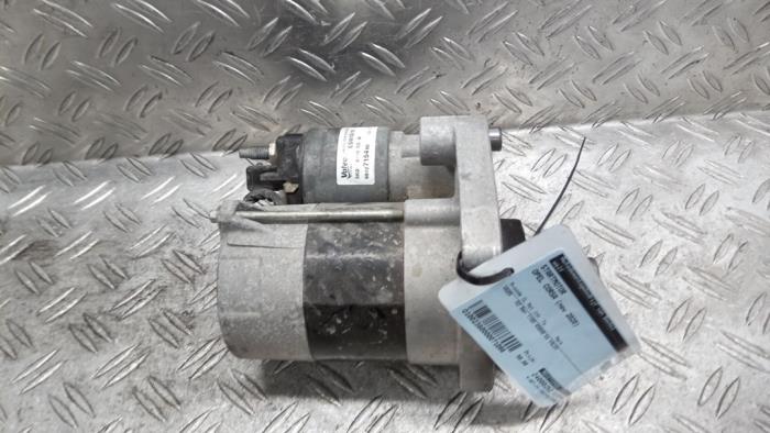 Gebruikte Startmotor Opel Corsa F (UB/UH/UP) 1.2 Turbo 12V 100 Prijs € 42,00 Margeregeling aangeboden door Autodemontagebedrijf van Boxtel